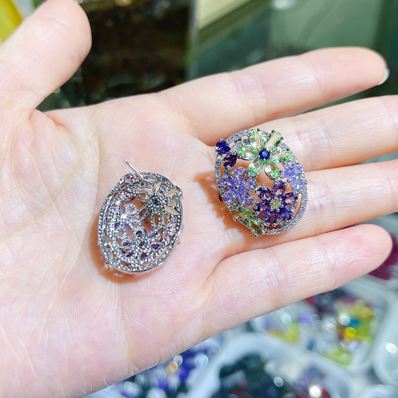 Fashion Flower Copper Inlay Zircon Ear Studs 1 Pair