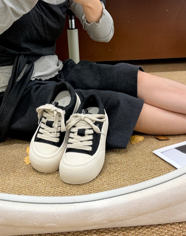 厚底松糕小白鞋女2025新款真皮百搭运动休闲鞋舒适软底轻便板鞋|undefined