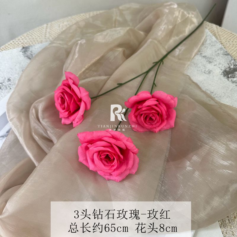 일반 다이아몬드 로즈 레드