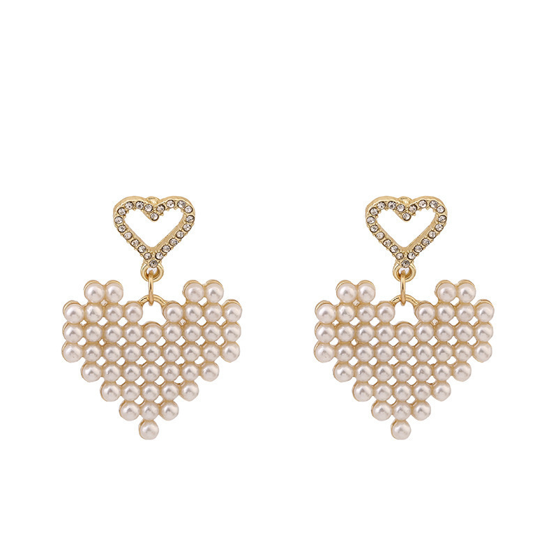 Fashion Diamond Pearl Alloy Heart Earrings display picture 9