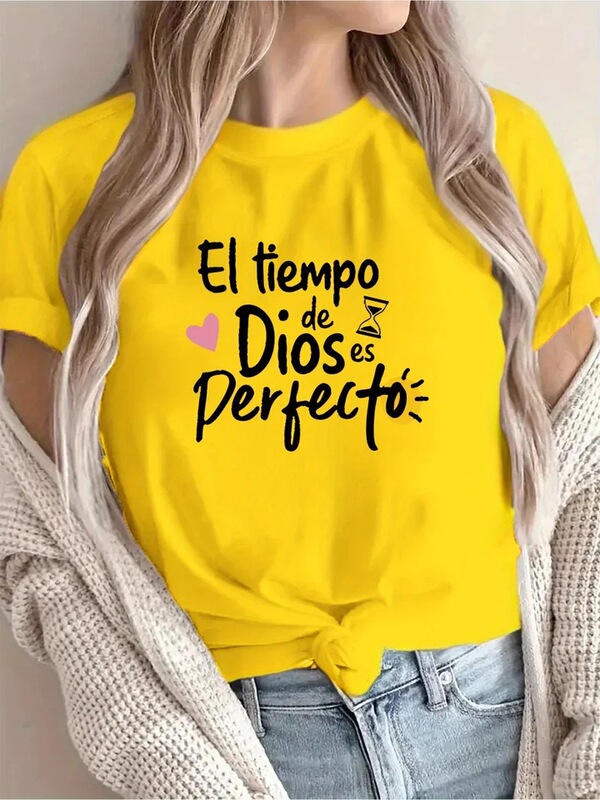 Women's Inspirational Spanish Quote T-Shirt: "God's Time Is Perfect," Short-Sleeved, Round-Neck, Casual Top with Heart Women's Inspirational Spanish Quote T-Shirt: "God's Time Is Perfect," Short-Sleeved, Round-Neck, Casual Top with Heart