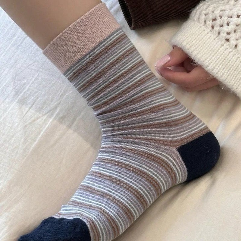 早秋氛围感·日系撞色条纹百搭中筒复古多巴胺拼色慵懒风中筒女袜|undefined