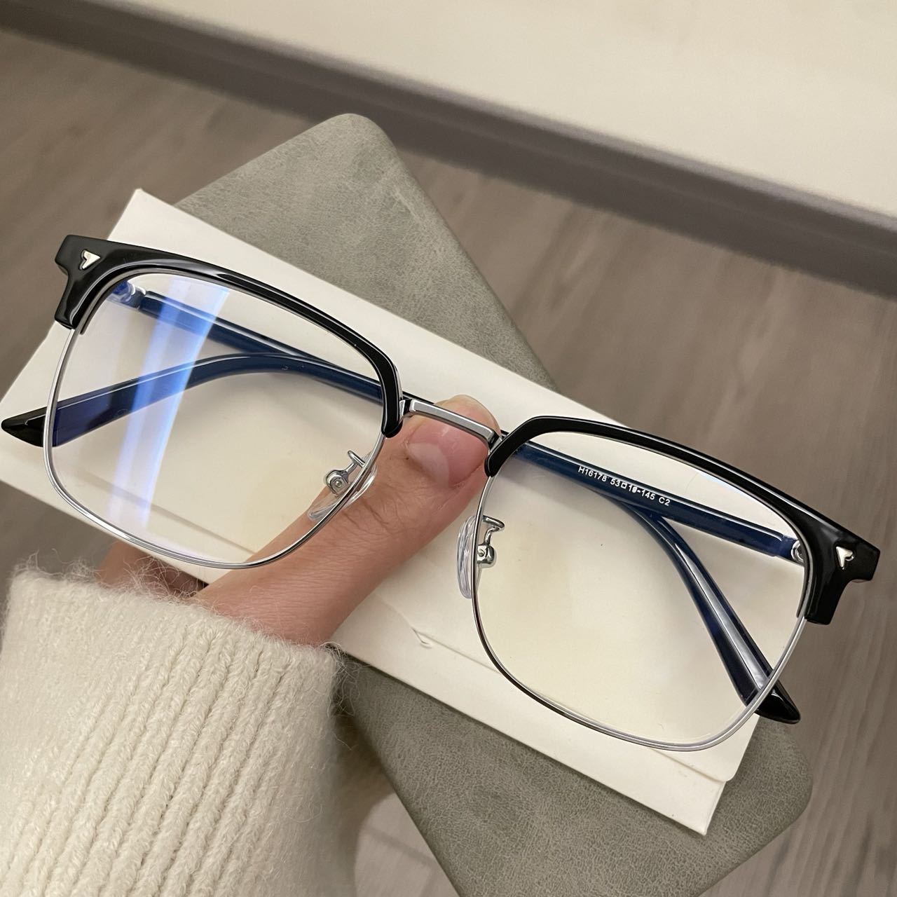 Versatile Minimalist Sven Polytechnic Half-Frame Men, Prescription Lenses Available, Stylish Anti-Blue Light Large Frame Glasses For Women_voghion.com