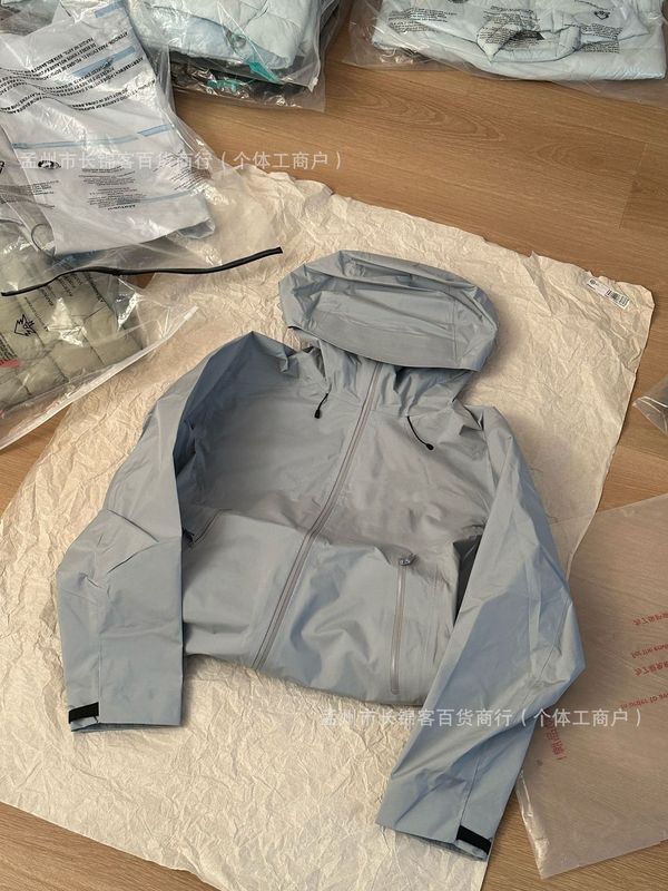 アウトドアレジャー防風防水LT通気フード付きハードシェル突撃服ジャケット貝栗粉クロスボーダーアマゾン|undefined