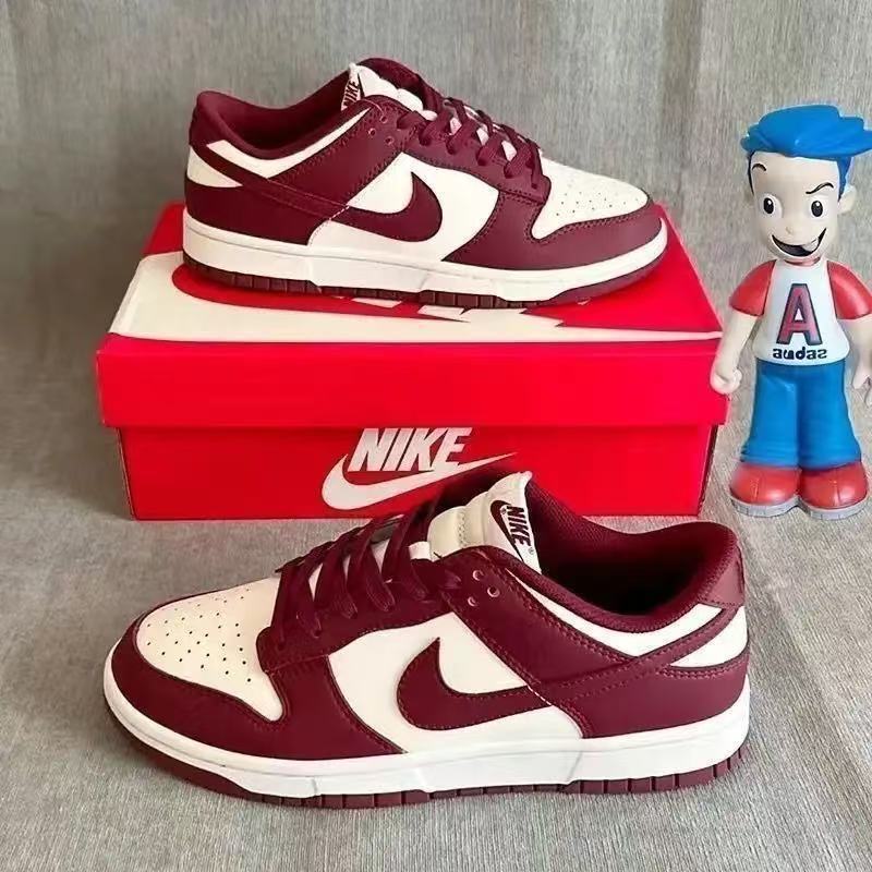 덩크 화이트 와인 레드