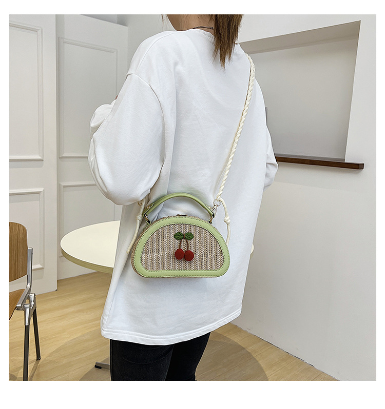 Women's Small Straw Color Block Cherry Streetwear Lock Clasp Handbag Crossbody Bag display picture 9