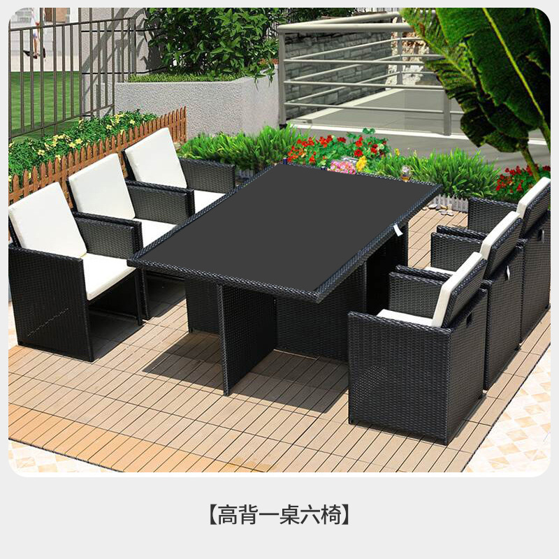 Una mesa y seis sillas (de respaldo alto)