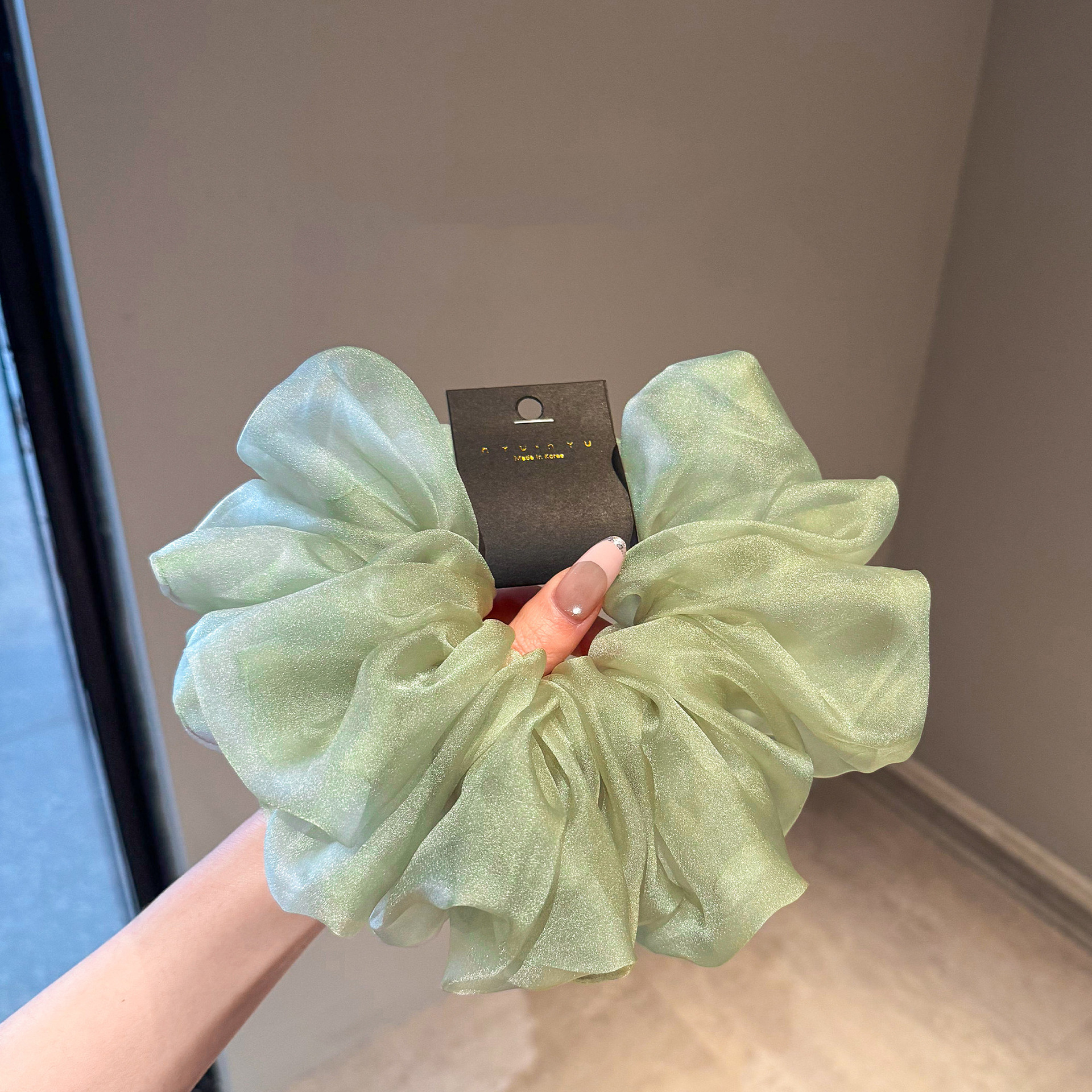 Design green genuine elegant sophisticated hair accessory, eraser