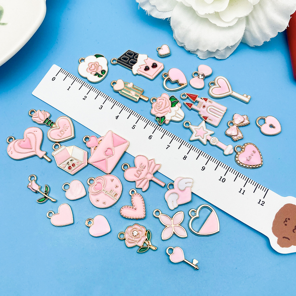 Colgante de rosa esmaltada para joyería DIY