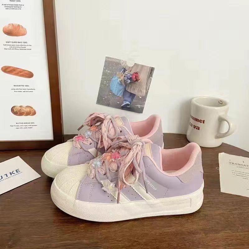 2024 otoño nueva marea nacional original nicho no choque cabeza de concha zapatos blancos de mujer retro puerto zapatos chic