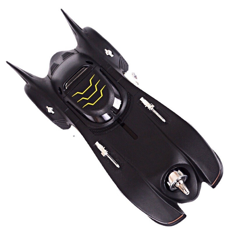 Golden Kangaroo Simulation Classic Bat Classic Car Children's Sound and Light Pull Back Toy Boxed Car Ornaments Wholesale