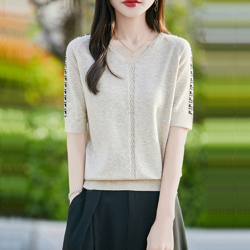 [Directly from the Manufacturer] Summer Tencel Short Knitted Short-Sleeved T-Shirt for Women V Neck Jacquard Thin Versatile Ice Silk Top