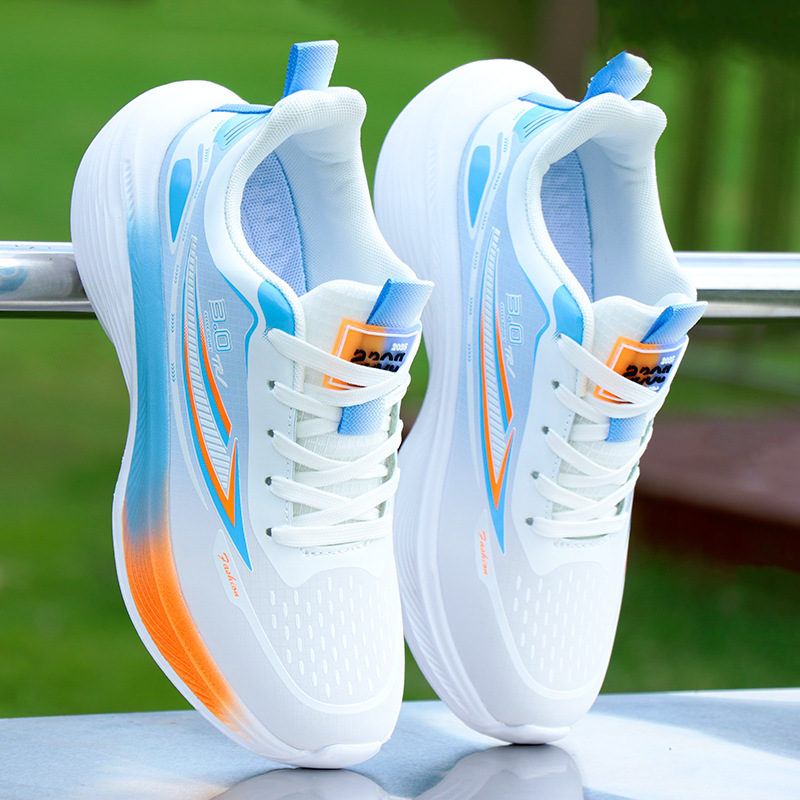[Aumento de altura y delgado] zapatos de correr de hombre ligeros primavera / verano 2025 zapatos casuales de malla transpirables zapatos deportivos de hombre versátiles