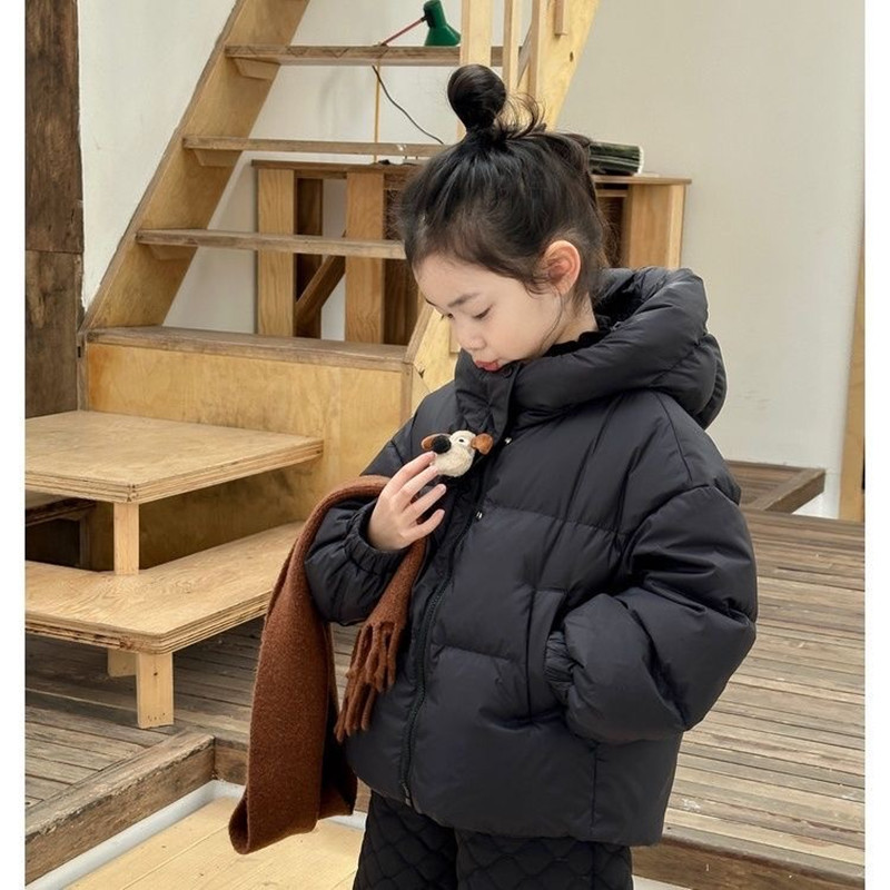 [Nuevo estándar nacional] Children's Star Round Girls 'Baby Estilo corto Estilo occidental Cuello de abrigo con capucha Chaqueta de plumón Chaqueta de algodón