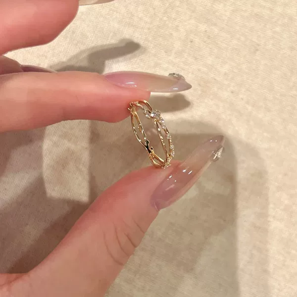 Unique design rings, elegant and gentle, fresh and stylish accessories, high-end and versatile, multi-layered rings, distinctive and minimalist