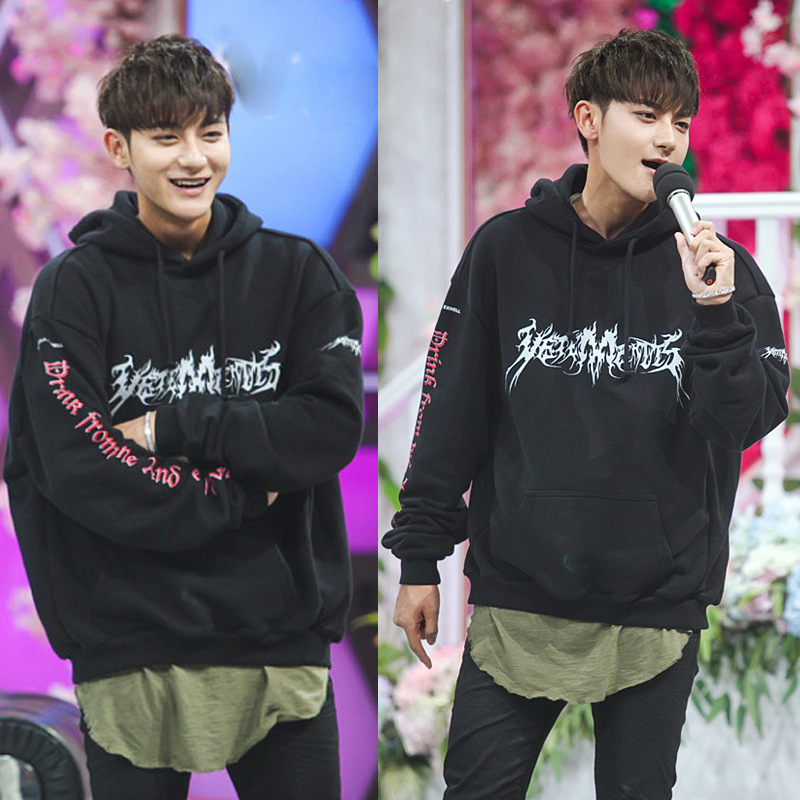 유럽과 미국의 남성 미국 패션 브랜드 Huang Zitao, 매직 어레이 인쇄와 벨벳 후드 후드 후드 후드