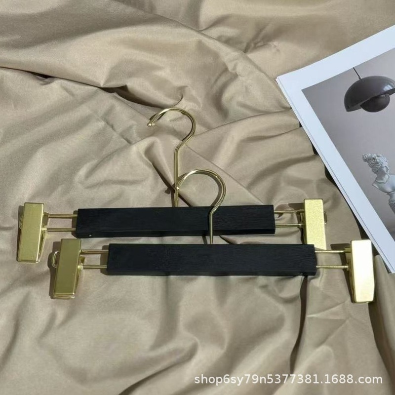 服装店宽肩衣架加厚衣架实底塑料白色防滑女装衣撑仿木纹家用衣撑|undefined