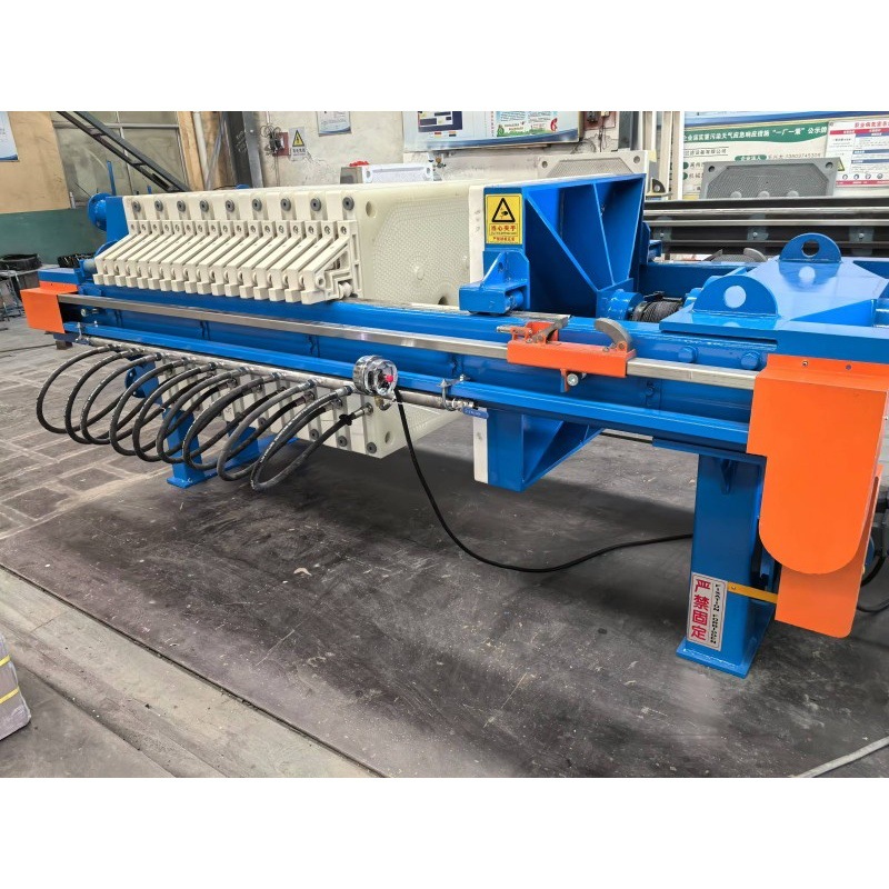 厂家供应自动拉板压滤机  程控自动拉板自动翻板压滤机