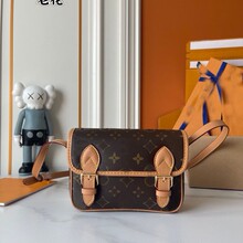 Դ^SH25ﶬ¿ϻSATCHEL μб]