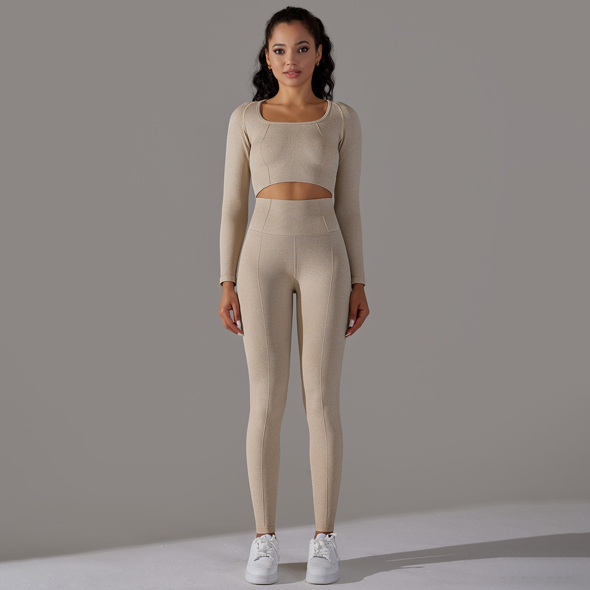 Transfronterizo europeo y americano sin costuras de punto de color sólido Jacquard de corte bajo apretado de manga larga ropa de yoga traje deportivo de fitness traje de dos piezas