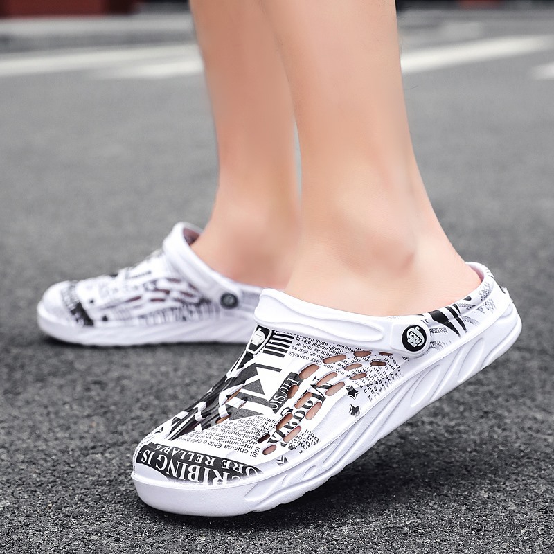 Zapatos de agujero de los hombres zapatillas de moda al aire libre sandalias personalizadas de doble uso hogar cómodo verano cerrado toe sandalias de playa