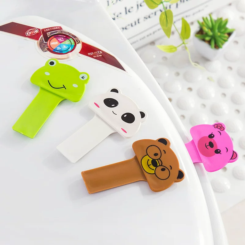 Toilet for home use, creative pen