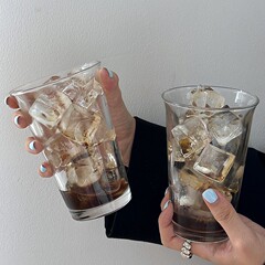 韓国ins大容量透明グラスコーヒー冷たい飲み物カップシンプルな家庭用コップ気泡コップジュースカップ