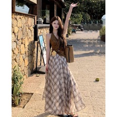 红人馆a字半身裙女2025新款夏季长裙咖色格子韩系纱裙设计感裙子