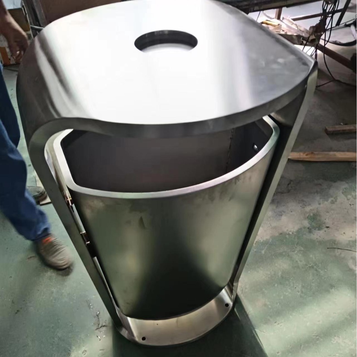 大号不锈钢垃圾桶双层创意办公室酒店大堂立体式厨房果皮垃圾桶