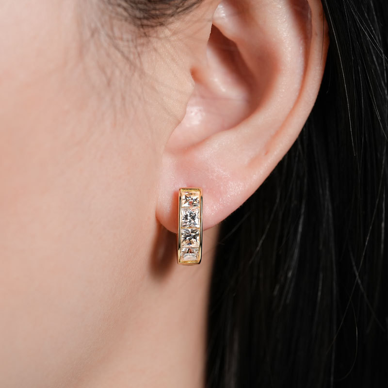 Chic Women's Moissanite Diamond Earrings in Sterling Silver, Sparkling Square Ear Ornaments