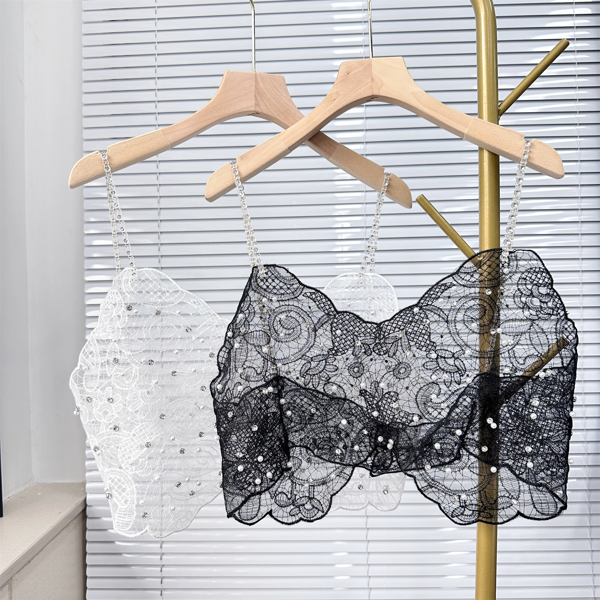 Teje de malla bordado perla pequeña colga de decoración exterior con ropa de abrigo DIY accesorios de decoración de interés