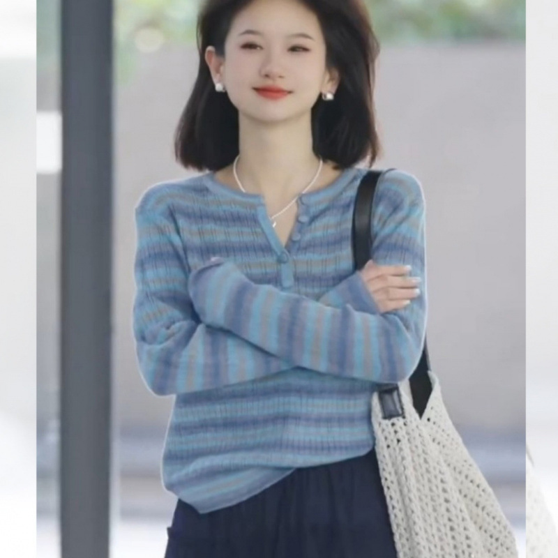 蓝色渐变条纹冰丝防晒长袖女2025秋冬外搭薄纱小个子宽松罩衫毛衣|undefined