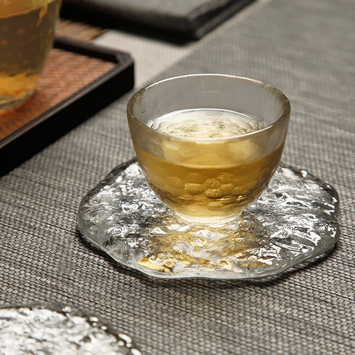 Crystal tea coaster, Japanese style thickened glass heat-resistant cup holder, home dining mat, coffee cup, water cup, simple style
