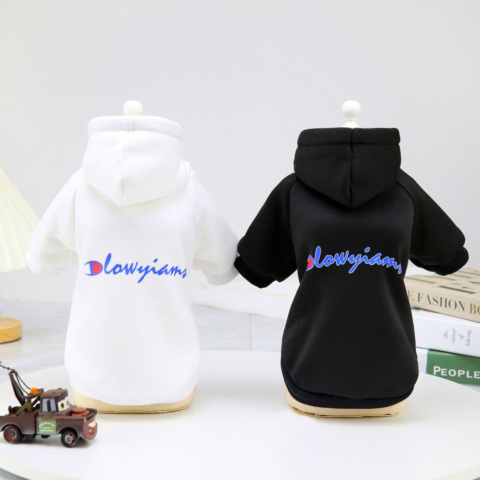 Fashion hooded dog sweater thickened warm pet clothing fashion casual twolegged dog clothespicture1
