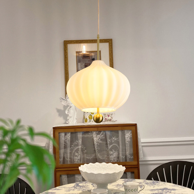 Diseño minimalista italiano nórdico lámpara de restaurante hotel ingeniería de vidrio creativo dormitorio comedor lámpara de mesa