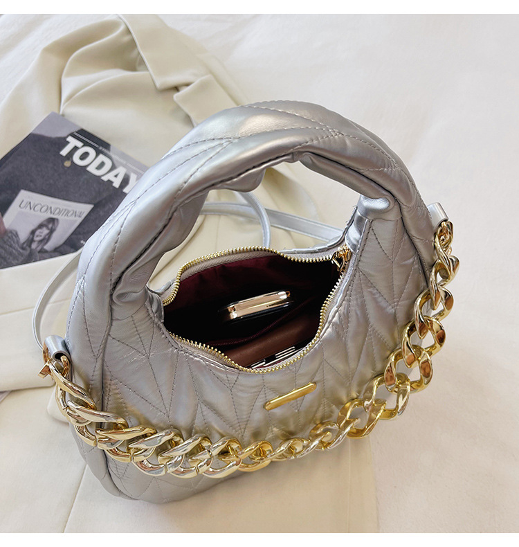 Women's Medium All Seasons Pu Leather Solid Color Fashion Chain Zipper Handbag display picture 5