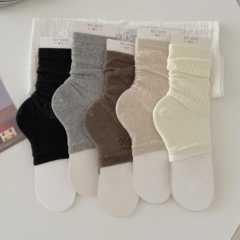 2026 Autumn New Half-Soled Socks for Women, Hollow Mesh Mid-Calf Socks, Japanese Retro Women's Socks