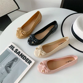 平底拖鞋;平底凉鞋;女式雨鞋