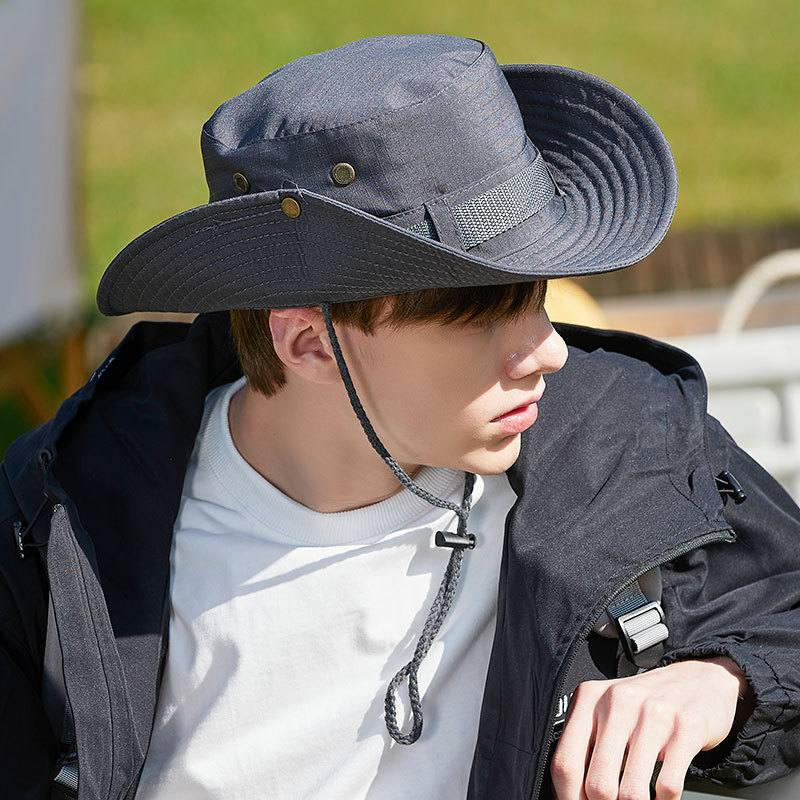 Cappello di paglia vintage a tesa larga per spiaggia e trekking_voghion.com
