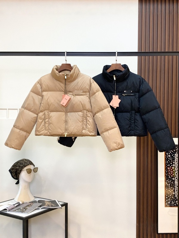 2025miu家新款立领短款羽绒服女宽松加厚白鹅绒外套时尚明星同款|undefined