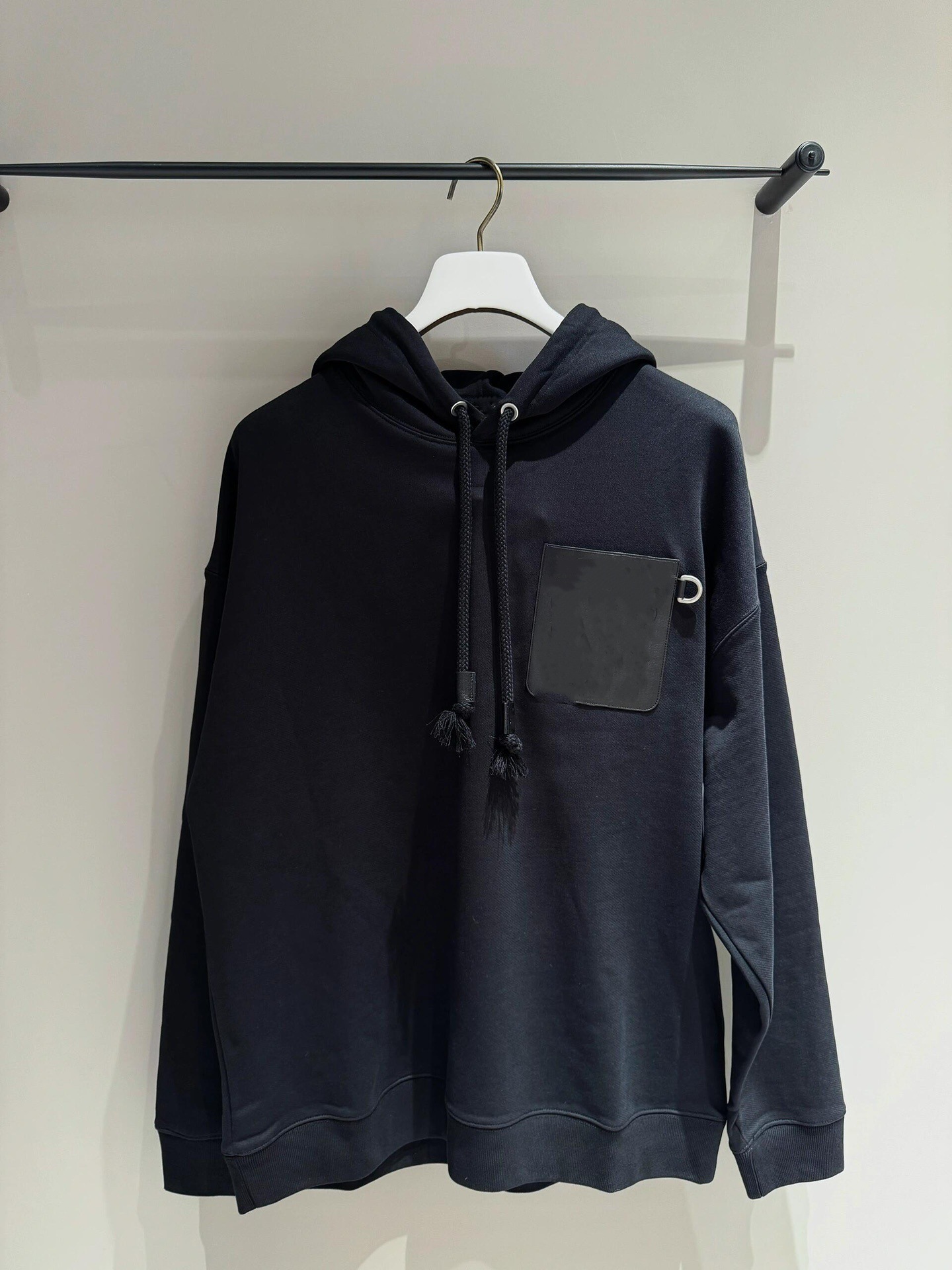 High-Quality L-Brand New Patch Pocket Hooded Sweatshirt, Fashionable Versatile Loose Fit Couple Style in Stock