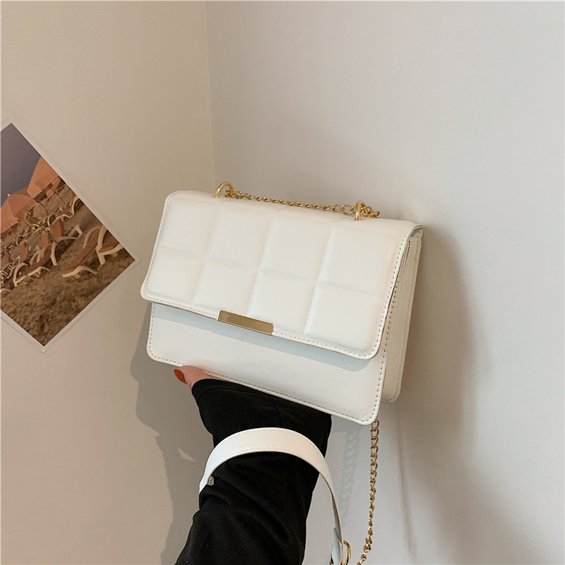 Bolsa de casca dura de cuadrilátero de cadena sólida, bolso cuadrado de damas de este año, bolso de hombro de moda de textura, bolso de mochila casual