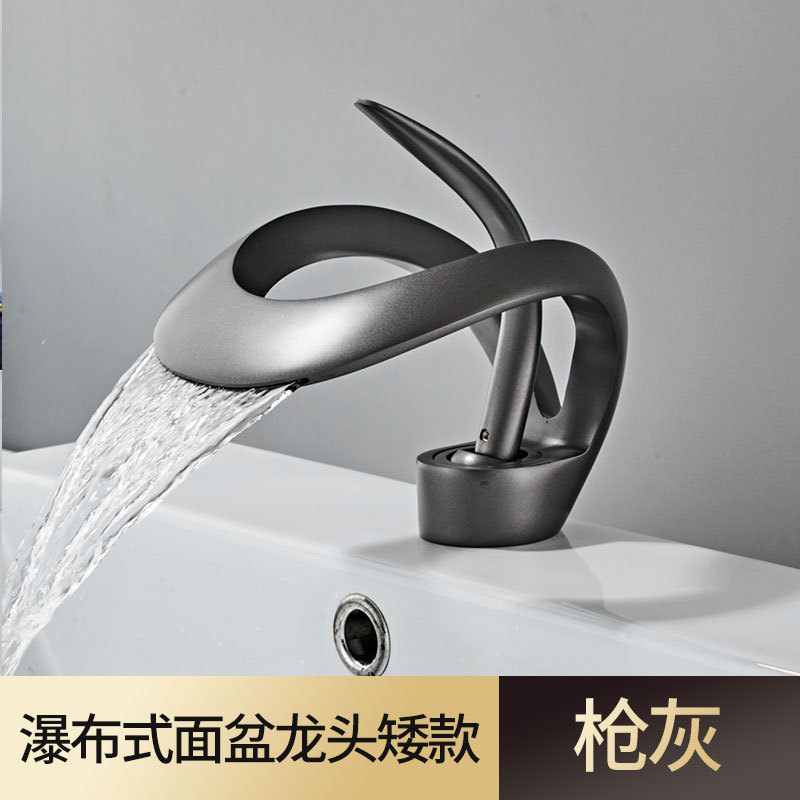 Mayor creativo de un solo agujero cascada lavabo grifo caliente y frío baño gabinete lavabo grifo cobre hogar