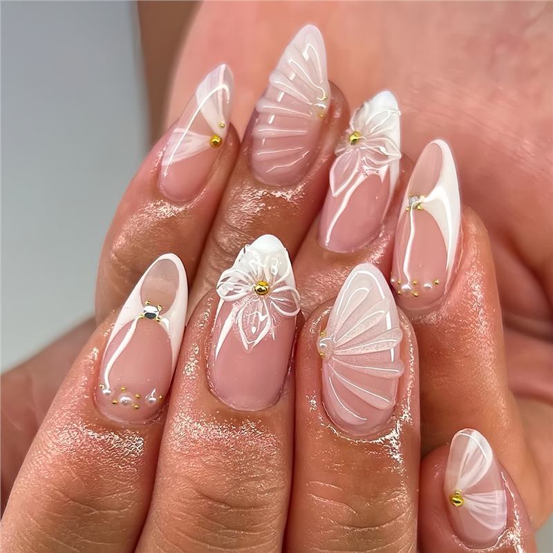Step into the Hot-Selling Almond-Shaped Fake Nails, Simple and Fashionable White Stereo Water Ripples and Cute Flowers Wearable Nails