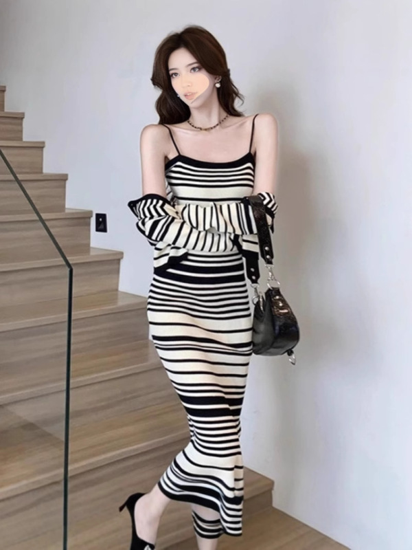 时尚条纹针织套装女2025秋季新款毛衣开衫外套+吊带连衣裙两件套|undefined