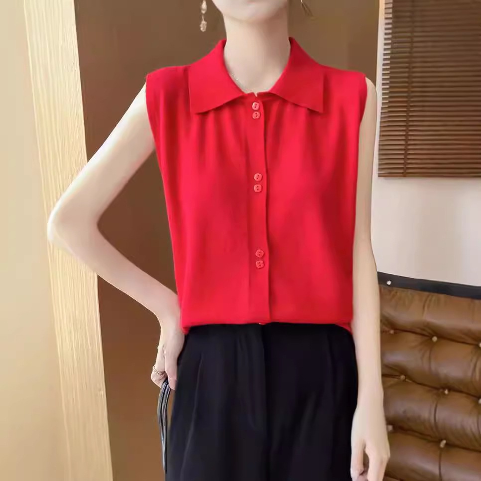 Sophisticated knitted shirt