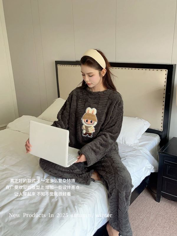 2025秋冬新款卡通爱心布布长袖睡衣女套装珊瑚绒可外穿女士家居服|undefined