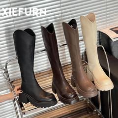XIEFURN/靴夫人は秋冬の小柄なファッションの厚い底の長靴の女性の太さと新型の騎士の長靴を合わせます。