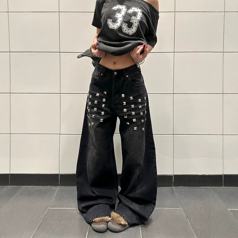 Plus-Size American-Style Washed Design Rivet Jeans for Women, New Summer Loose Casual Versatile Trendy Wide-Leg Pants Plus-Size American-Style Washed Design Rivet Jeans for Women, New Summer Loose Casual Versatile Trendy Wide-Leg Pants