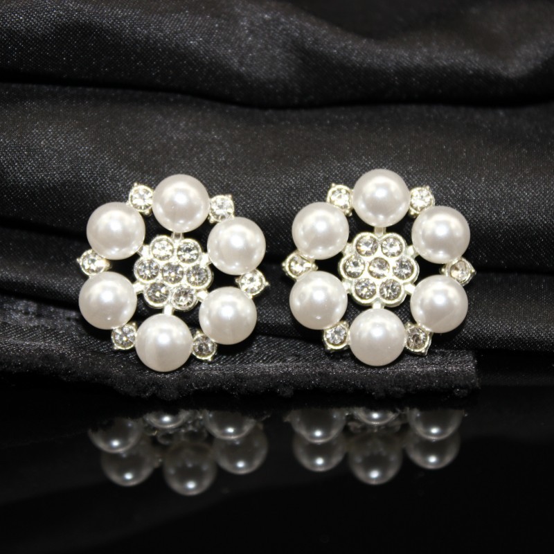 1 Piece 23 * 23mm Zinc Alloy Rhinestones Pearl Flower Decorative Buckle display picture 1